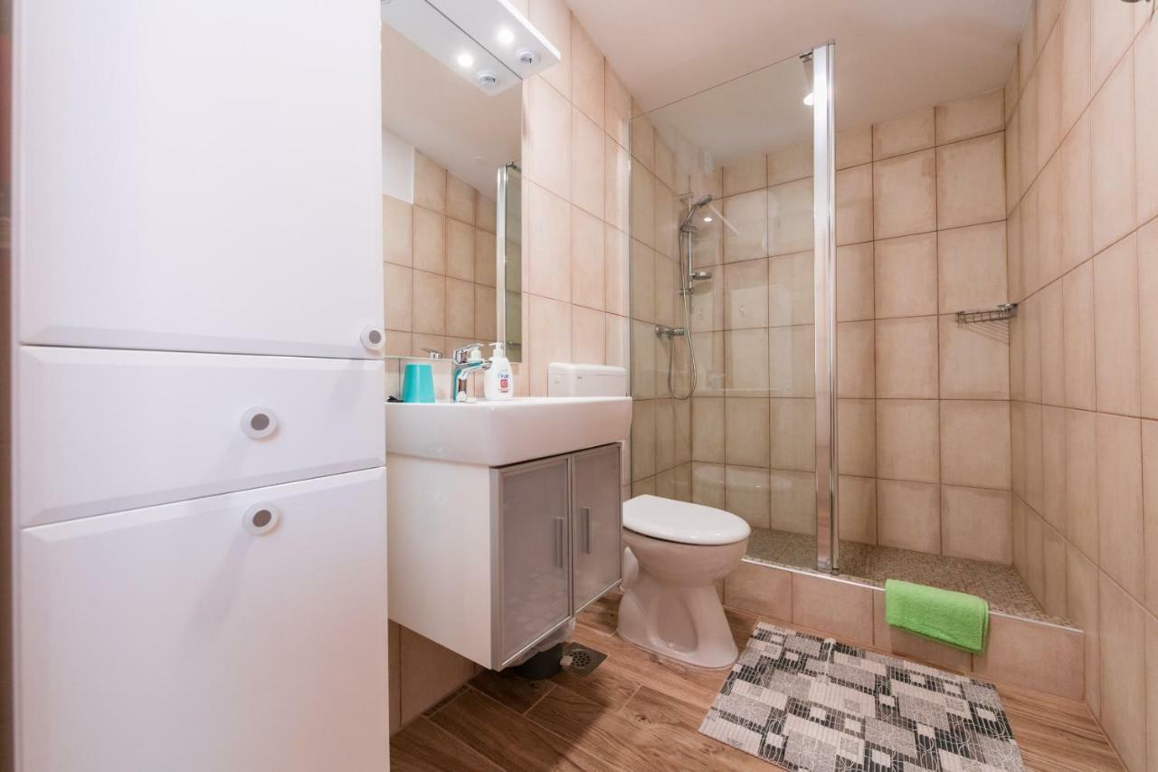 Betini Apartments - Authentic Island Escape Komiža Dış mekan fotoğraf