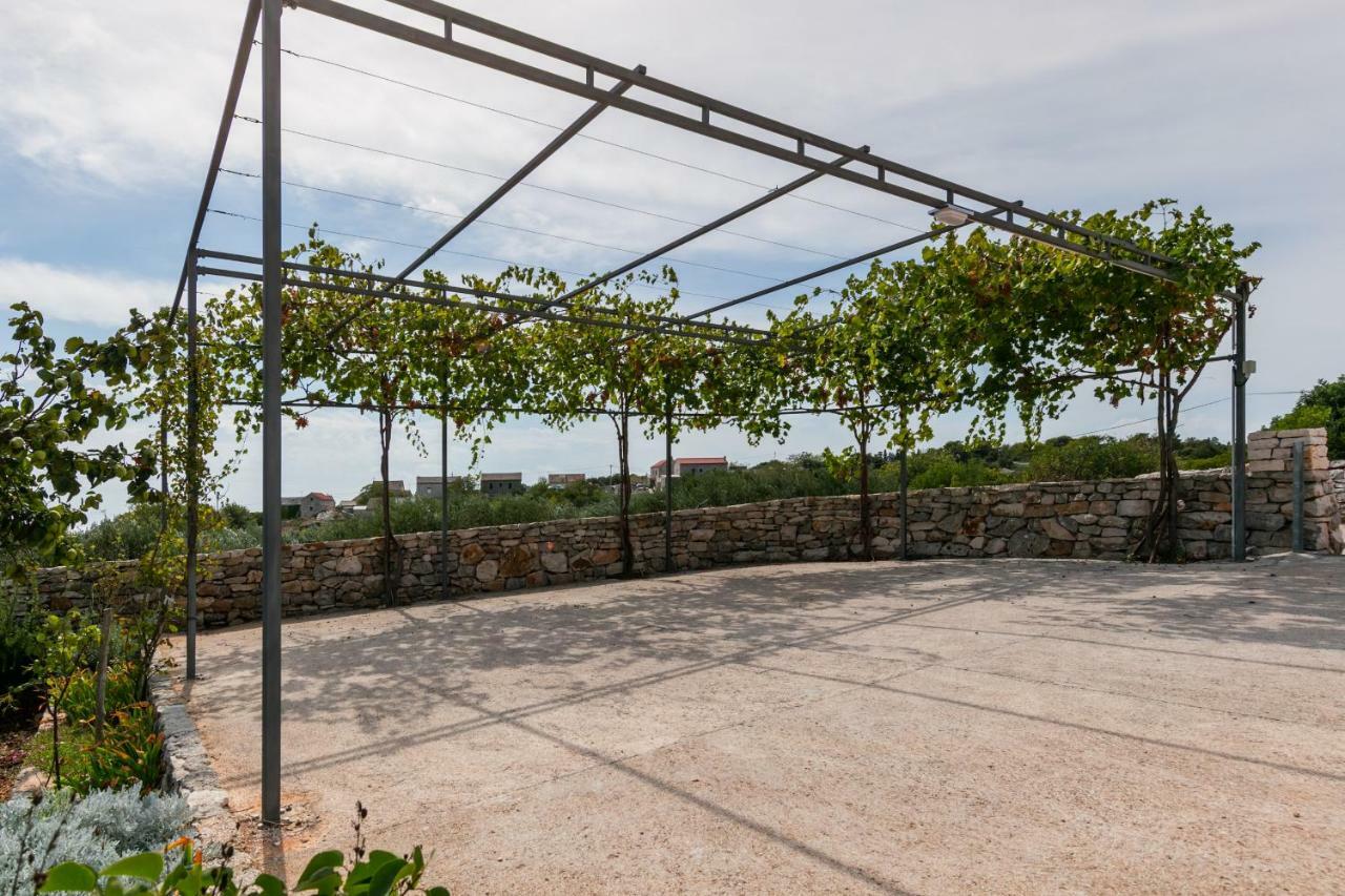Betini Apartments - Authentic Island Escape Komiža Dış mekan fotoğraf